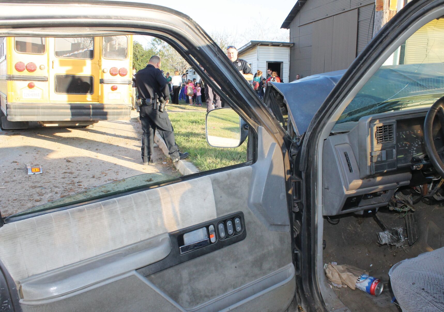 Alleged drunk driver crashes into school bus | News | pleasantonexpress.com