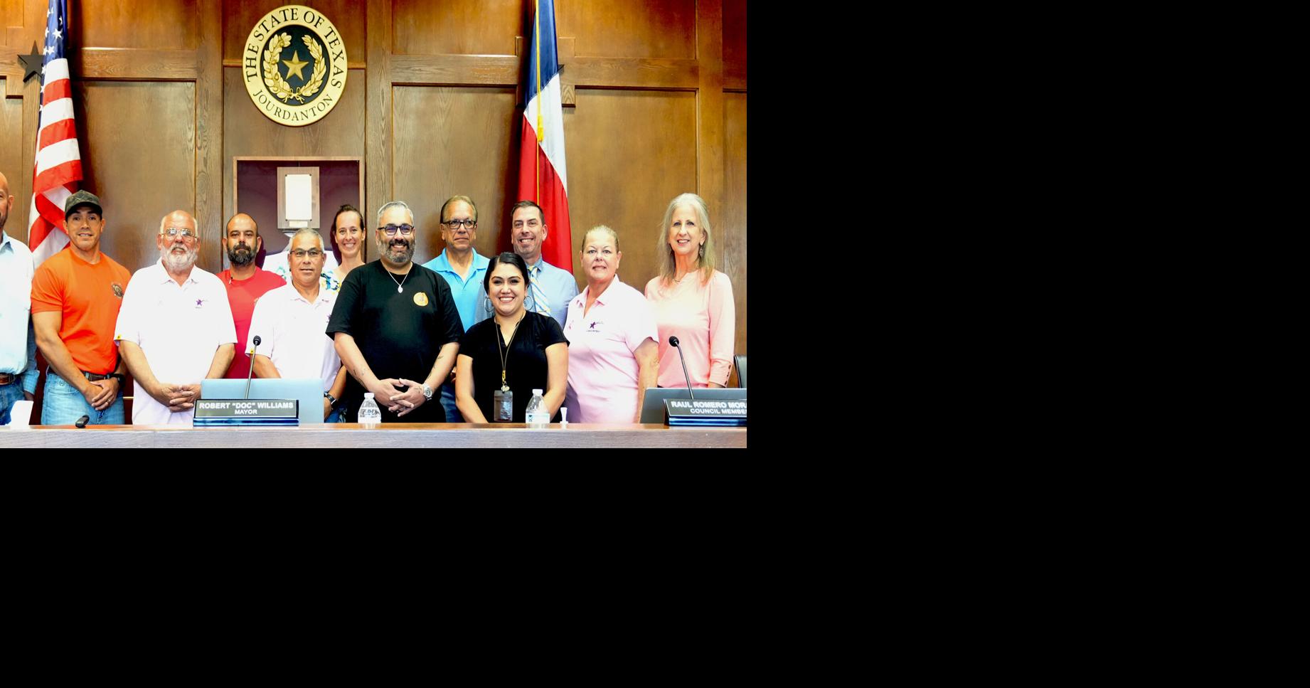 Jourdanton City Council honors ‘Dads on Guard’ volunteers