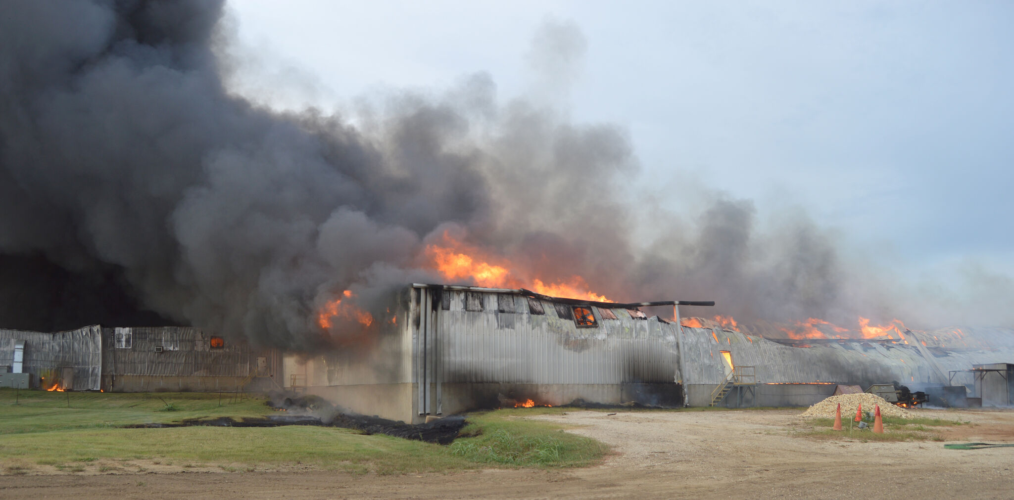 【wwk】Room fire Investigation underway after major fire at W W Wood, Inc. | News