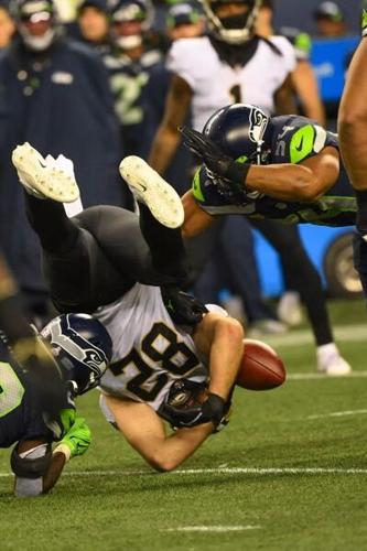 Saints snag soggy victory in Seattle 