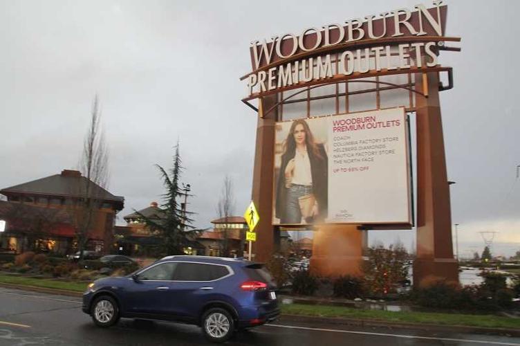 Woodburn Outlets plans smaller Black Friday amid pandemic