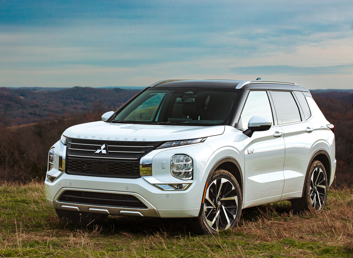 2025 Mitsubishi Outlander takes plug in hybrid to a new level of luxury Lifestyle portlandtribune