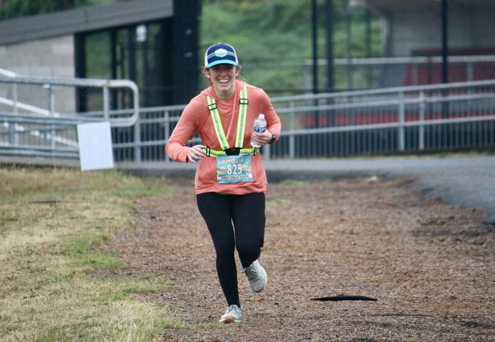 Runners Ahead 2024 Hood to Coast passes through town Lifestyle