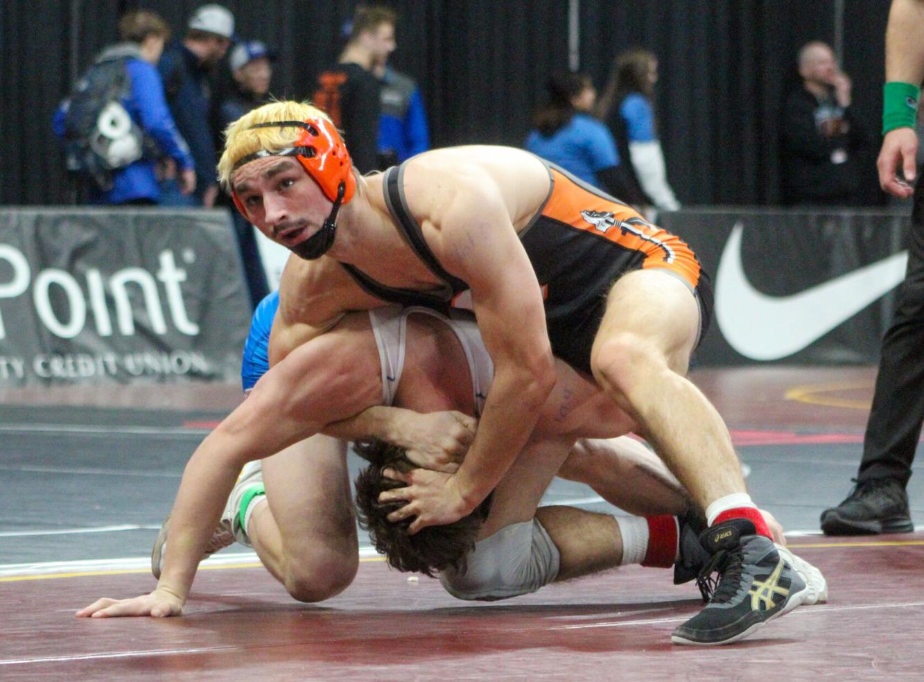 Final updates from Oregon high school state wrestling tournaments for