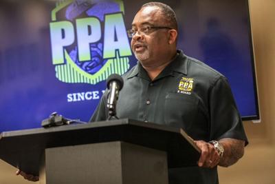Portland police union president to step down