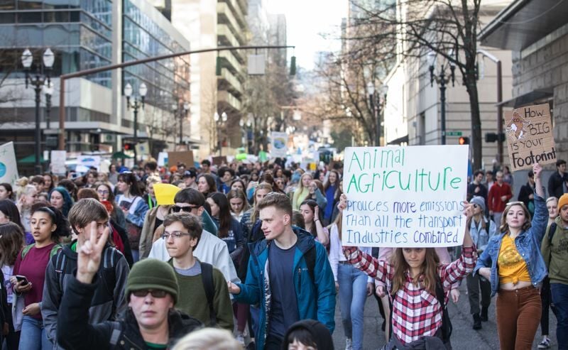 Students raise heat over climate change