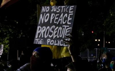 Poll: 27% of Oregon residents support abolishing police