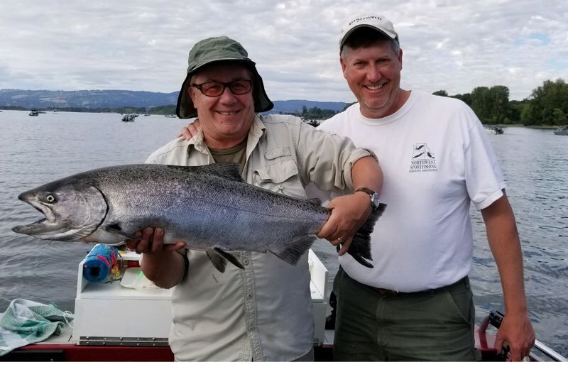 UPDATE EMERGENCY CLOSURE OF COLUMBIA RIVER CHINOOK FISHERY