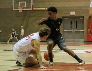 676492aec9a40.image Ida B. Wells boys basketball wants to bring defense to the PIL
