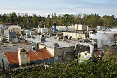 Neighbors file suits against Precision Castparts Corp.