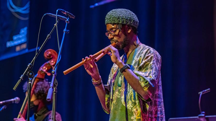 Photos Portland Grammy winner Esperanza Spalding shares stage with