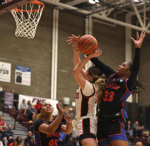 Photos Clackamas outlasts Benson 6964 in the POA Holiday Classic