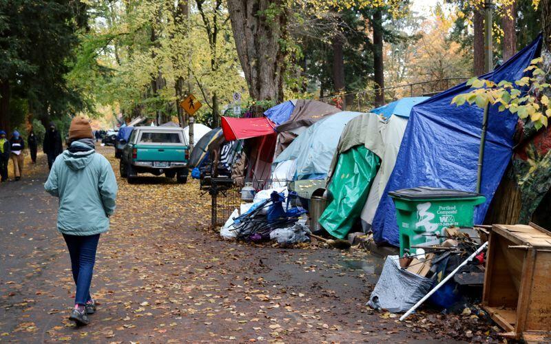 Portland activists decry campsite sweep at Laurelhurst Park