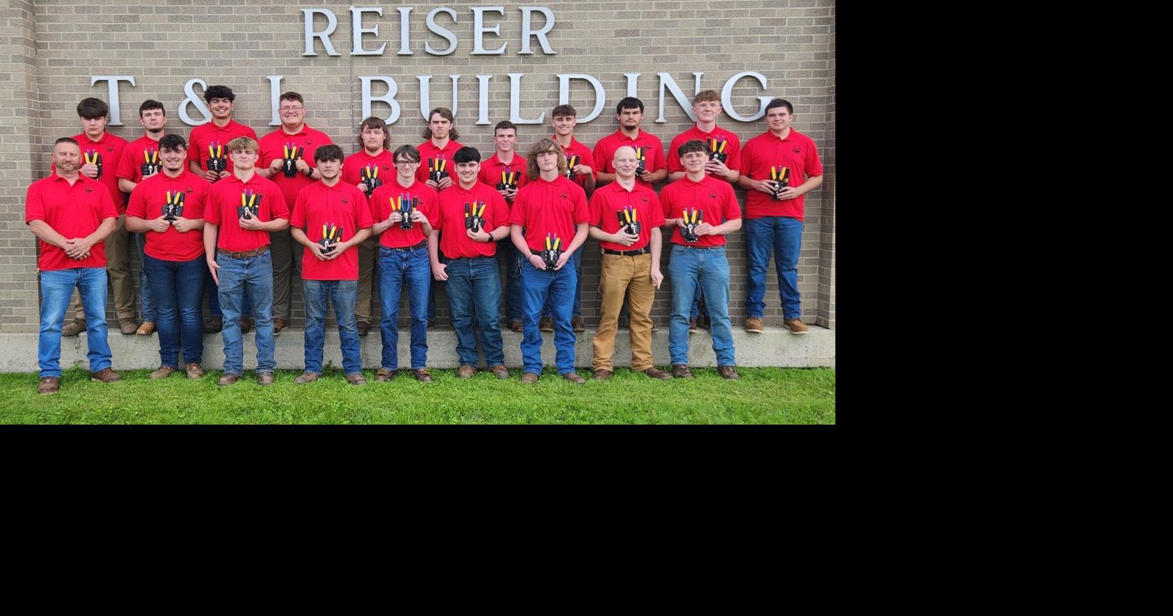 Ralph Gill Memorial Foundation gifts tools to SCCTC students | News ...