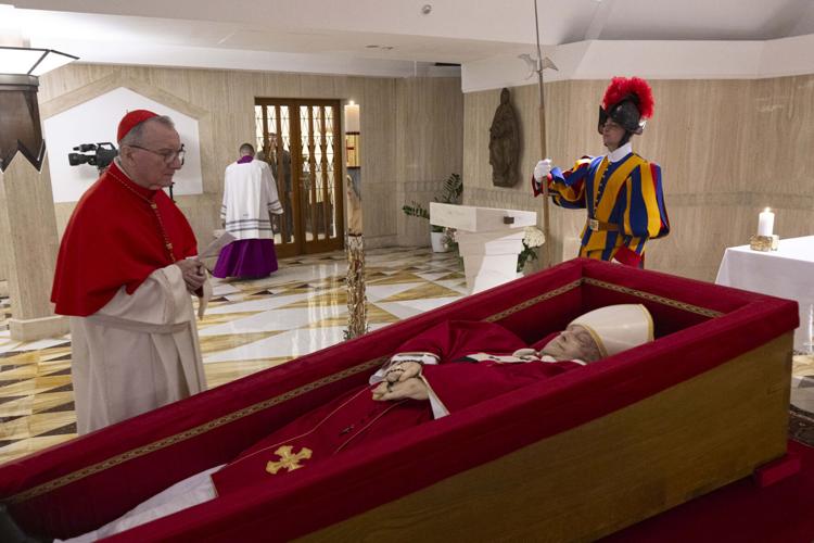 PHOTO COLLECTION Best of Scenes from the Vatican Photo Collection