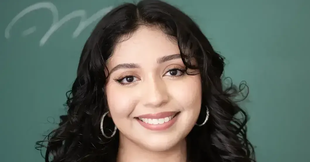 'I wanted to make him proud': Blackfoot's Alexa Benitez wins U of I's highest student honor and dedicates it to her grandfather