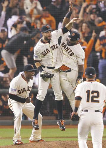 2010 NLCS Gm6: Wilson's 5-out save clinches series 