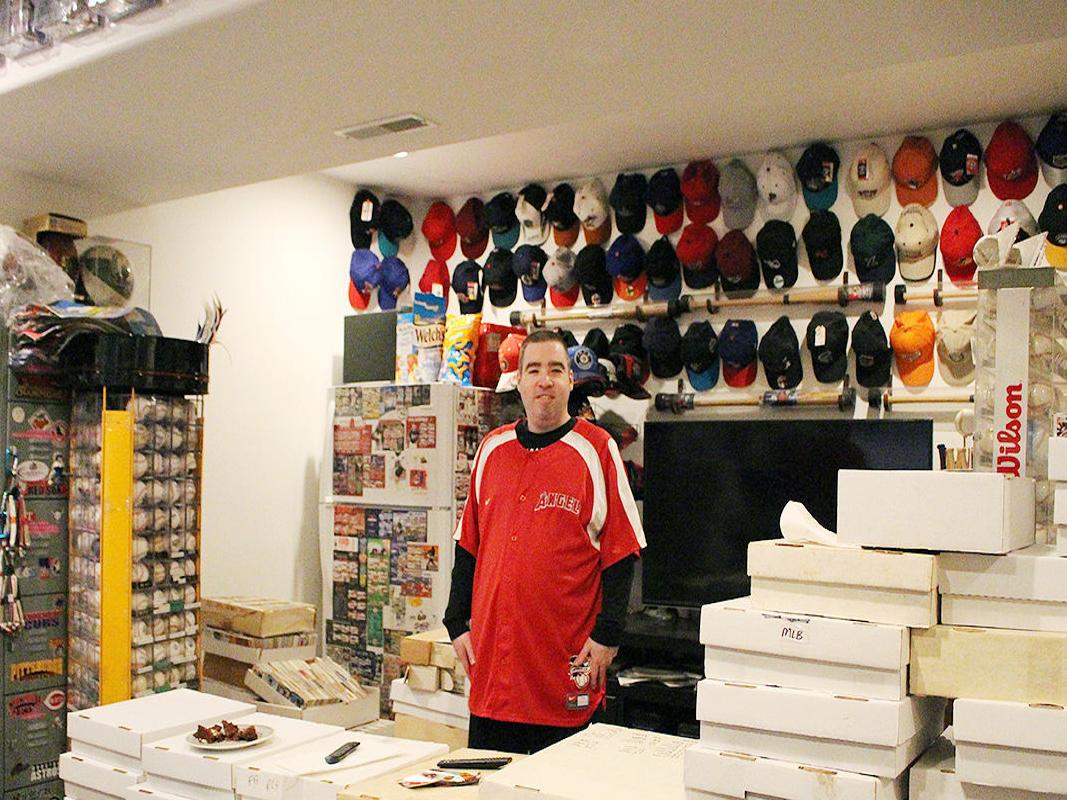 3 million and counting: The man behind the world's largest private baseball  card collection | Features | postregister.com