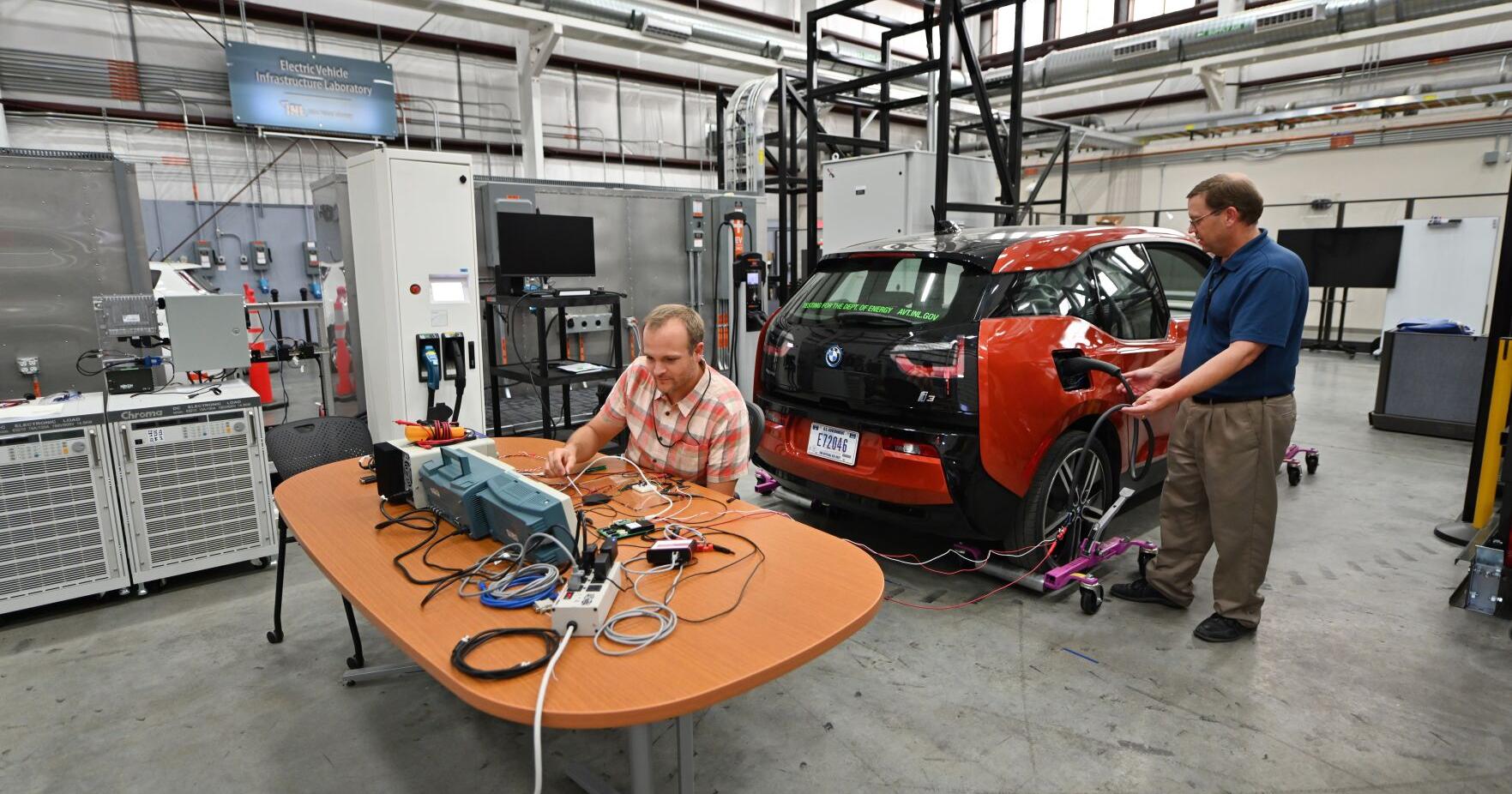 Taking charge of our future: New federal program enhances nationwide electric vehicle infrastructure - Vimarsana News
