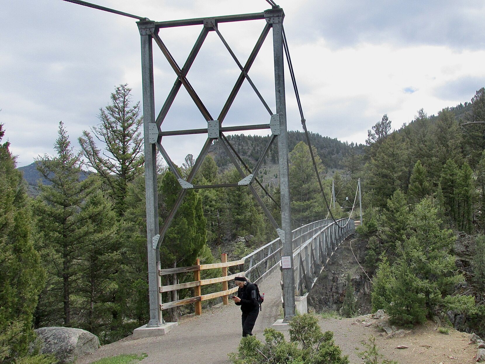 Hellroaring creek shop trail yellowstone