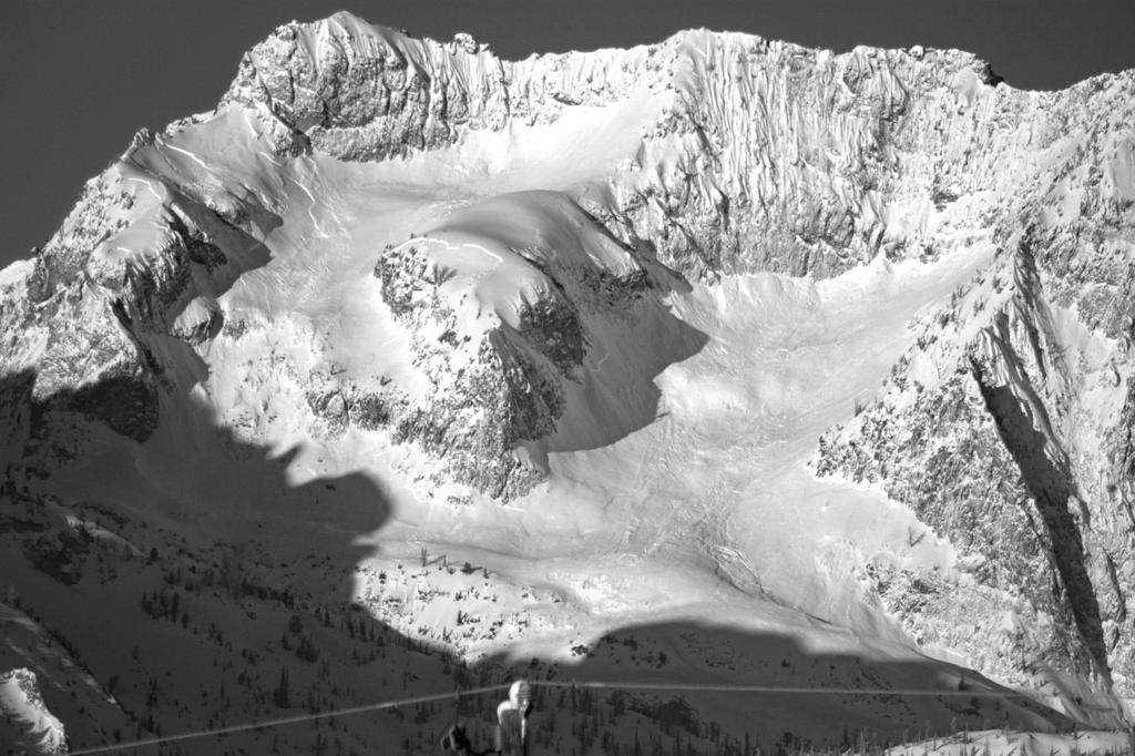Earthquake Causes Avalanches Little Damage Reported News