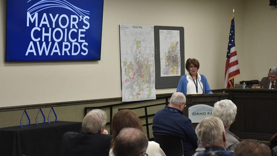 Casper presents 10 Mayor's Choice Awards Local News