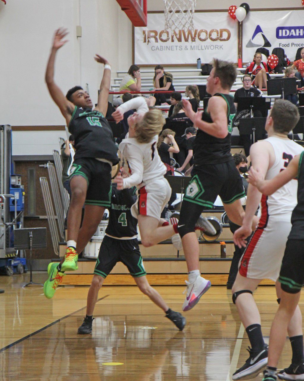 braxton shoe cabinets on Shelley Flirts With Upset Falls To Blackfoot Sports Postregister Com