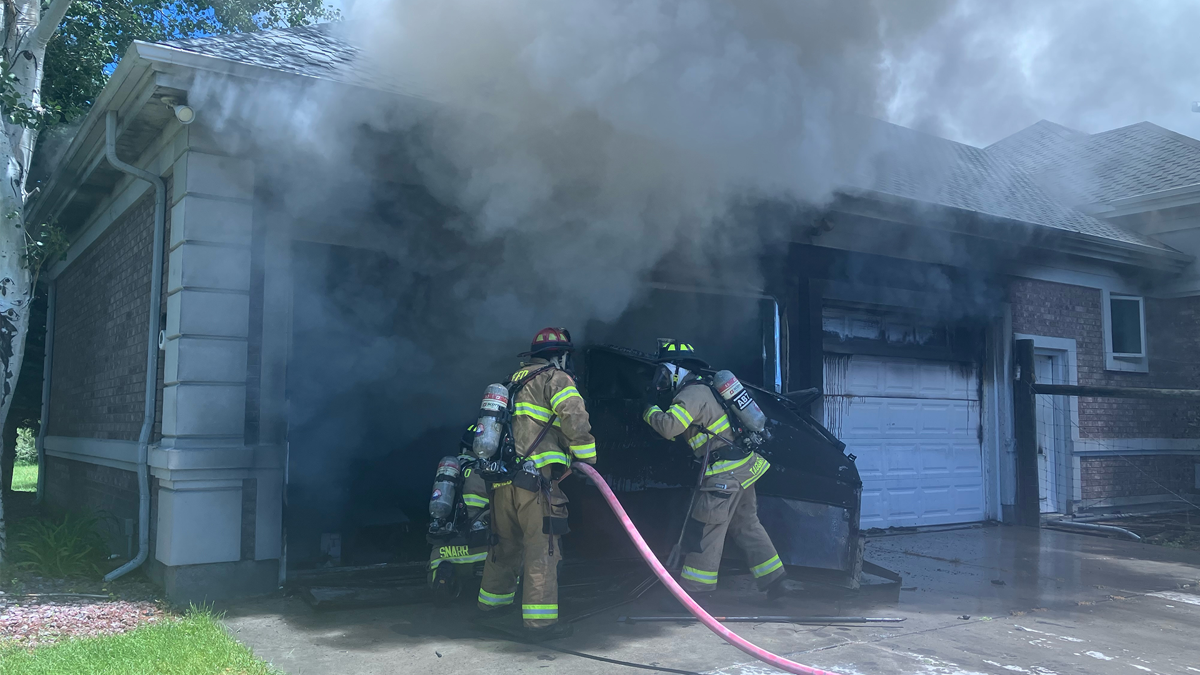 Idaho Falls Fire Department puts out garage fire | Local News ...