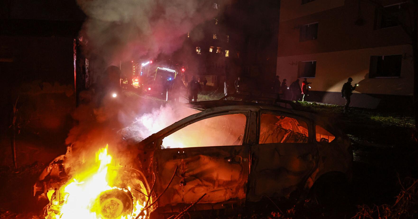 Blaze at St Petersburg oil sites as Kyiv launches more than 1 , 000 drones at Russia