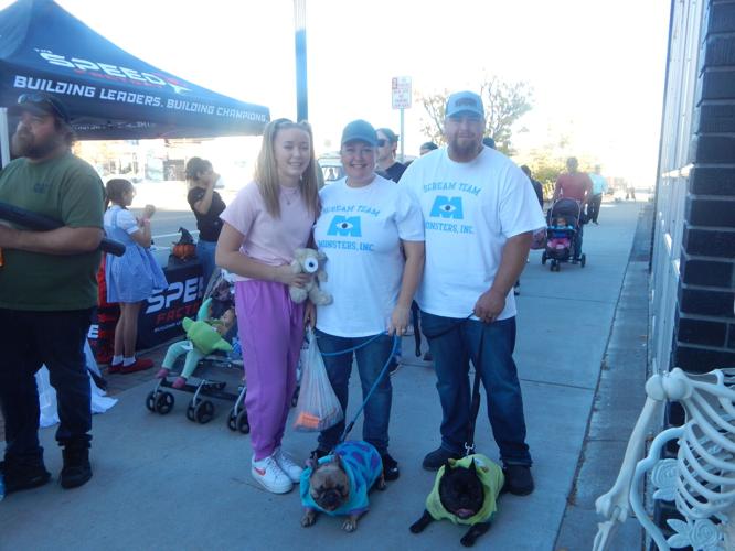 Many families come out to Trick or Treat on Main Street | News ...