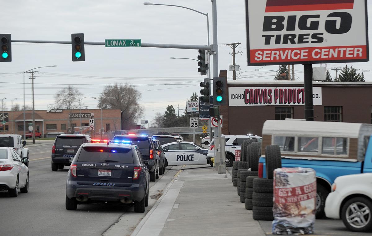 Rigby man arrested in Idaho Falls for waving gun out of car window