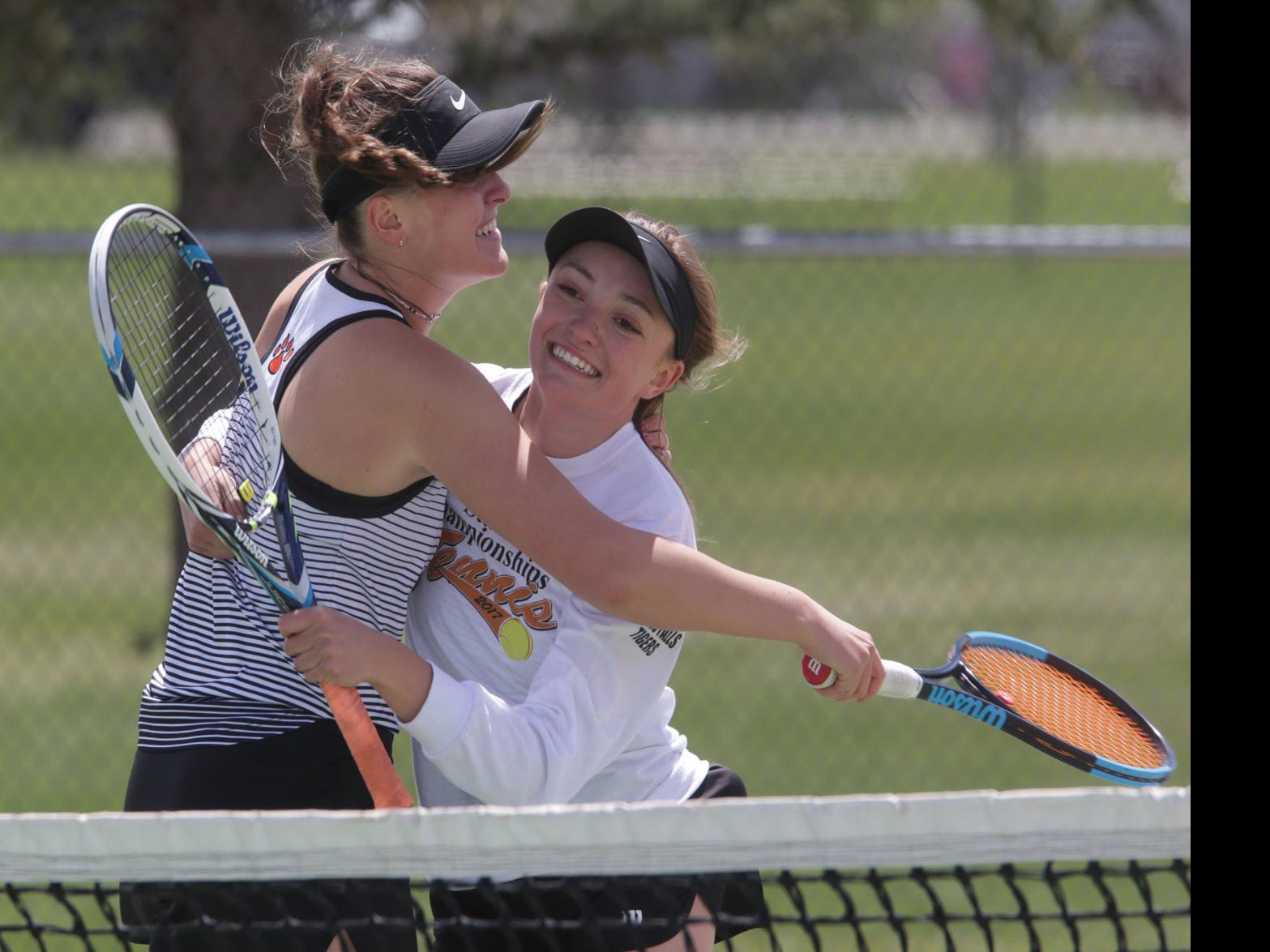 Hs Roundup Idaho Falls Sweeps 4a District 6 Tennis Titles Sports Postregister Com
