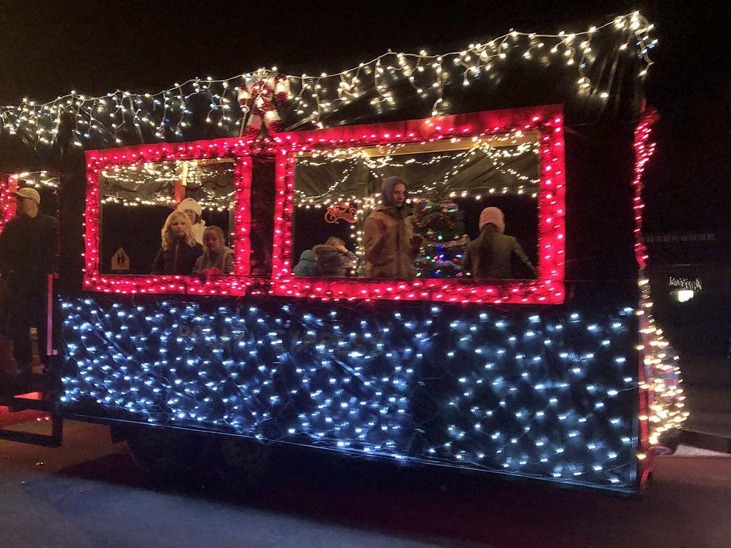 Blythe Ga Christmas Parade 2022 Holiday Parade Ignites, Lights Up Challis | News | Postregister.com