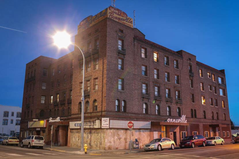 Resolution passes honoring Bonneville Hotel Capitol Letters