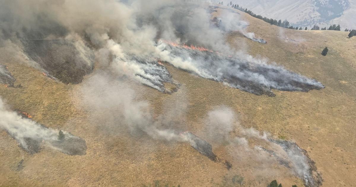 Weather helps in efforts to get Hayden fire under control | Local News ...