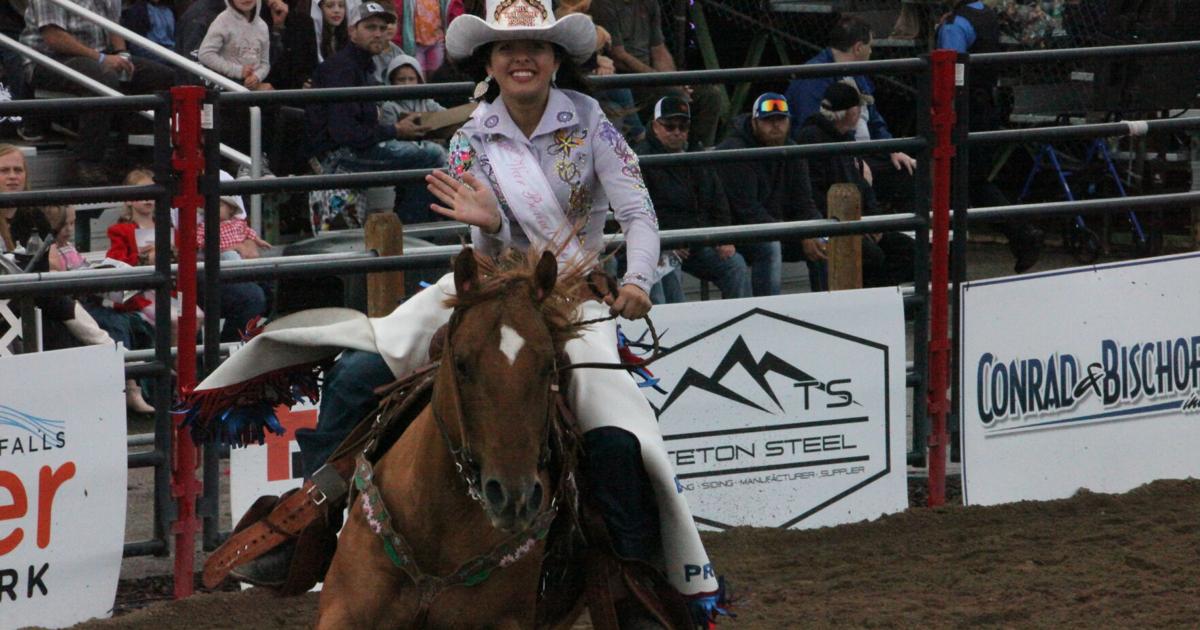 War Bonnet Rodeo has another turnout crowd | Sports | postregister.com