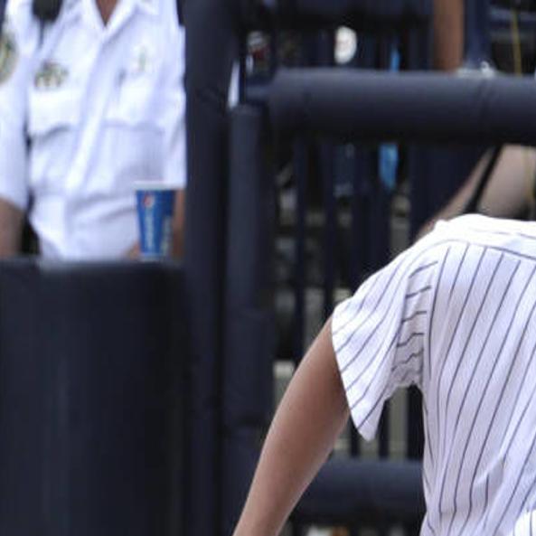 Yankees re-sign fan favorite Greg Bird after surprise Blue Jays