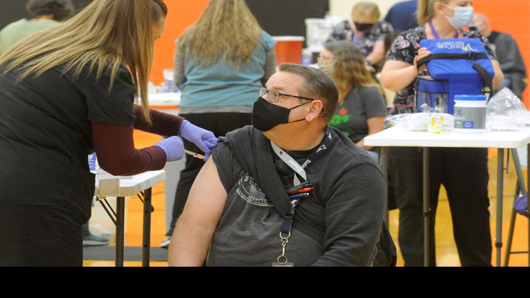 Teachers Go Through Taylorview For Covid Vaccines Coronavirus Postregister Com