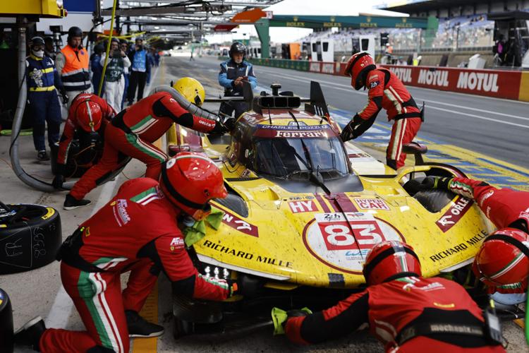 Photos: The 24 Hours of Le Mans endurance auto racing Pro Sports Photos: The 24 Hours of Le Mans endurance auto racing Pro Sports