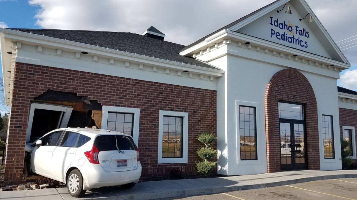 Woman Arrested After Dui Crash Into Pediatric Office Crime Courts Postregister Com