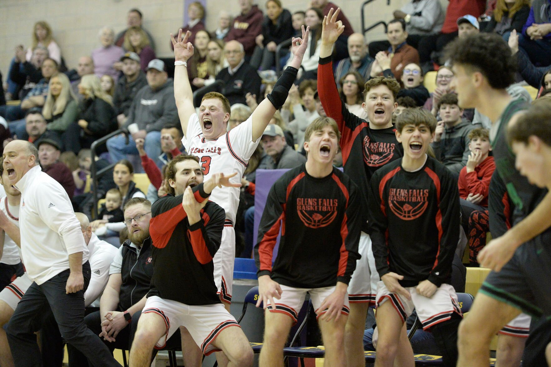 ROUNDUP Glens Falls advances to Class B semifinals; Argyle, Cougars