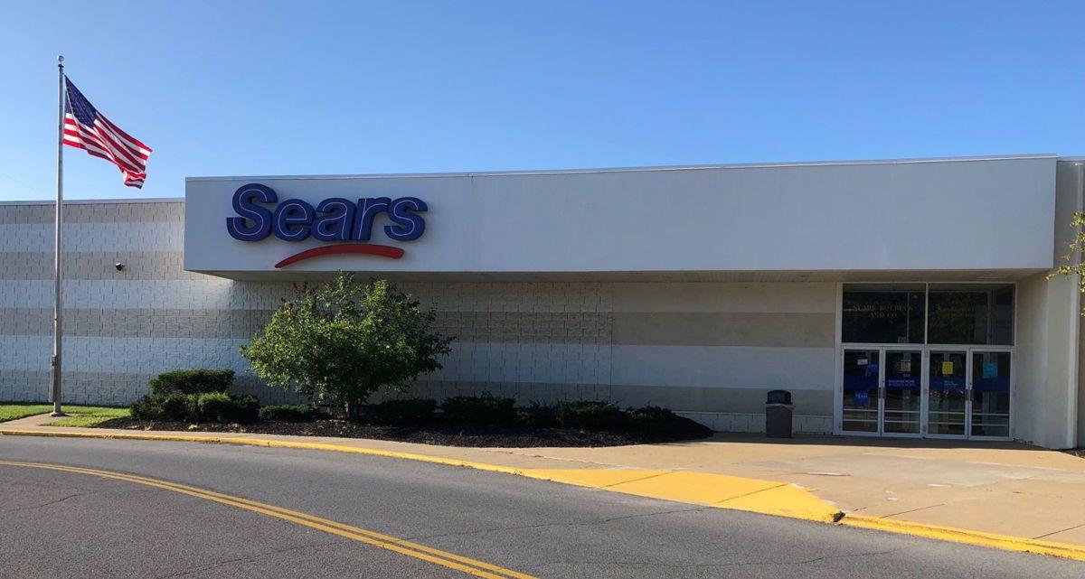 Blog Local Sears to stay open until late November?