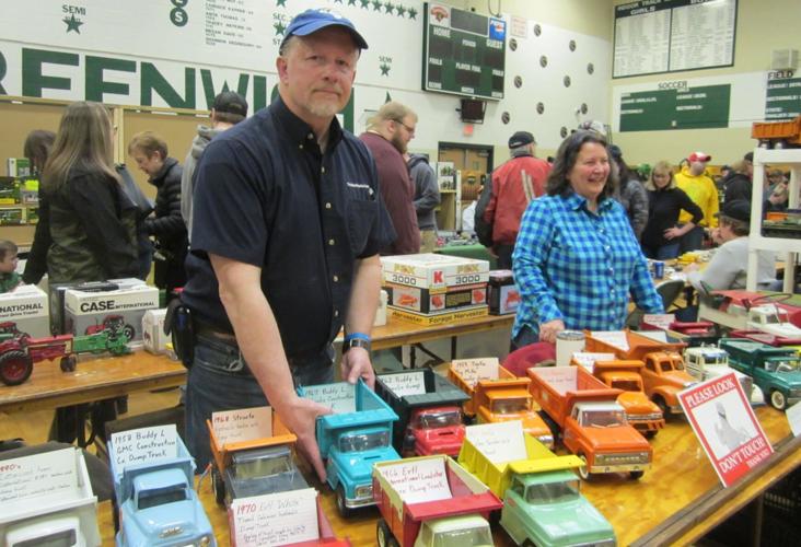 Farm toy show delights kids and kids at heart