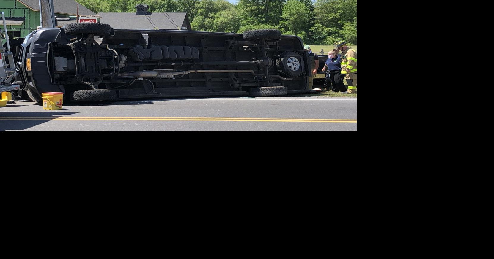 Rescue crews respond to vandump truck crash in Queensbury