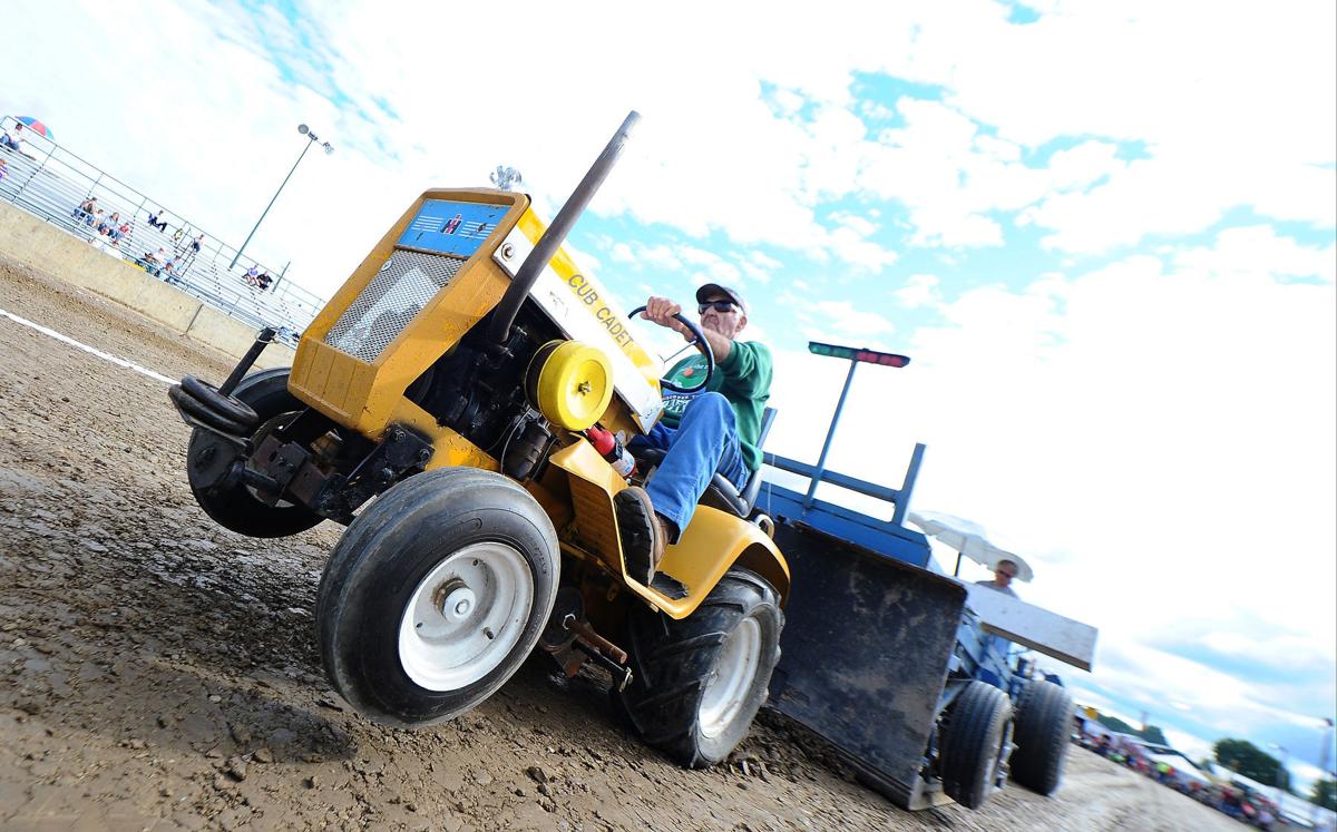 Pulling Together Families Bond Through Motor Sports At Fair Local Poststar Com Pulling Together Families Bond Through Motor Sports At Fair Local Poststar Com