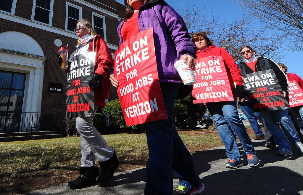 Local Verizon Employees Join National Strike Local Poststar Com