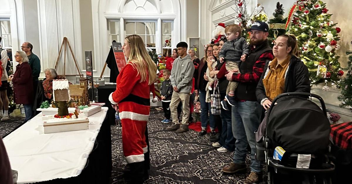 Register for 'Breakfast with Santa' at the Festival of Trees