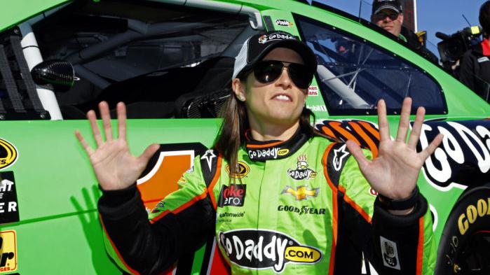 Danica Patrick wins pole for NASCAR’s Daytona 500 | Sports | poststar.com