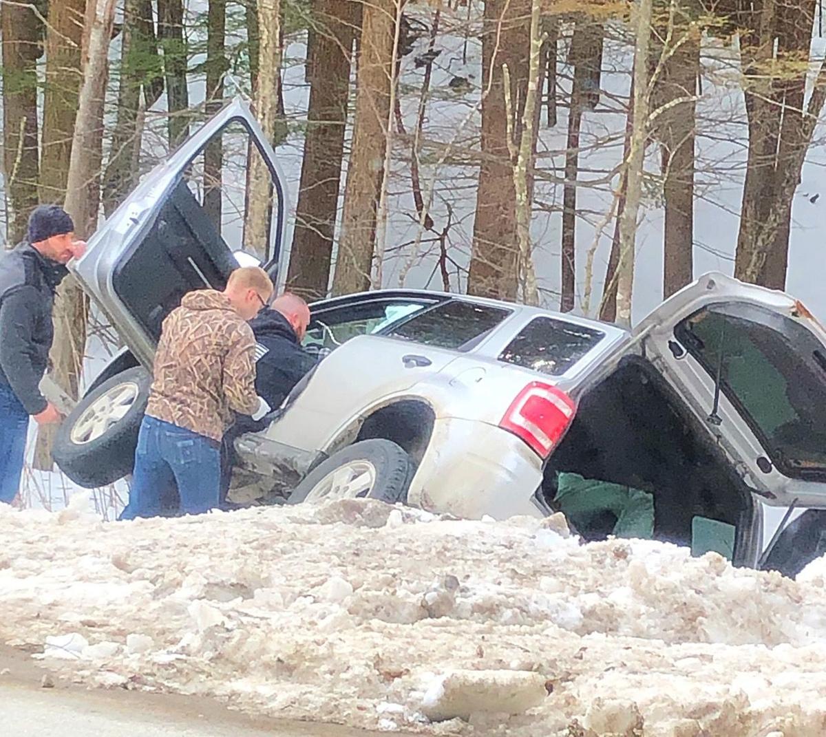 Corinth man rescues accident victim