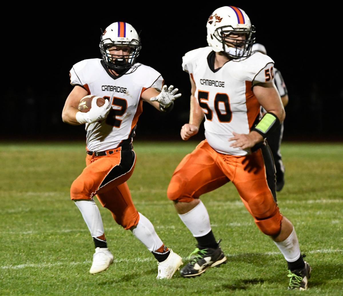 Cambridge Salem Rallies To Beat Greenwich Football Poststar Com